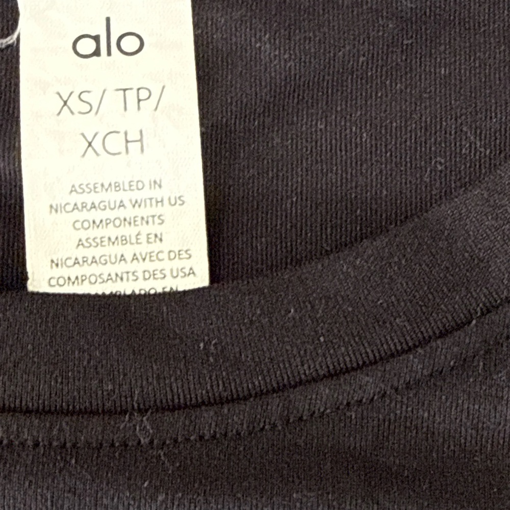 Alo Black Long Sleeve T-Shirt